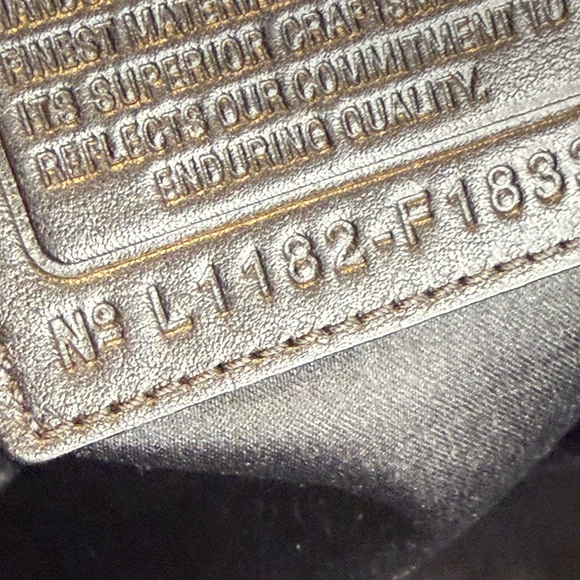 Coach Laura Signature Tote Black Patent Leather Trim - Picture 14 of 14